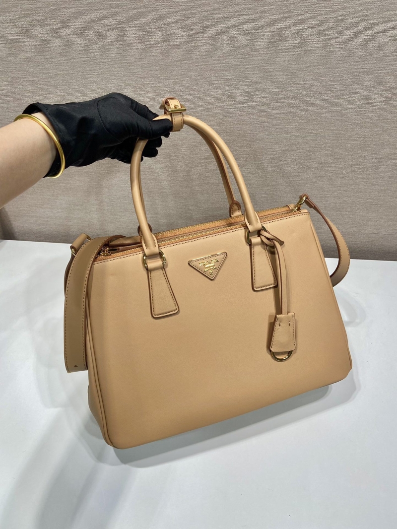 Pra*a top handle bags